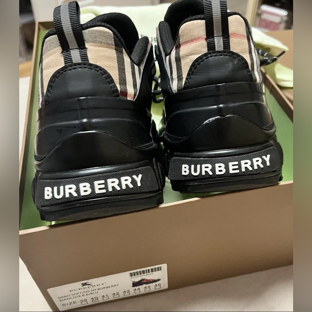 AUTHENTIC Arthur Vintage Check Chunky Sneakers